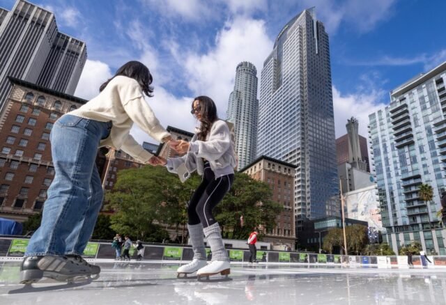 Yelp nombra tres pistas de patinaje sobre hielo de California entre las mejores de Norteamérica
