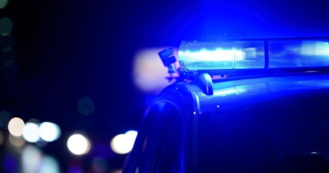 Un hombre provoca un accidente y se niega a hacerse la prueba de alcoholemia
