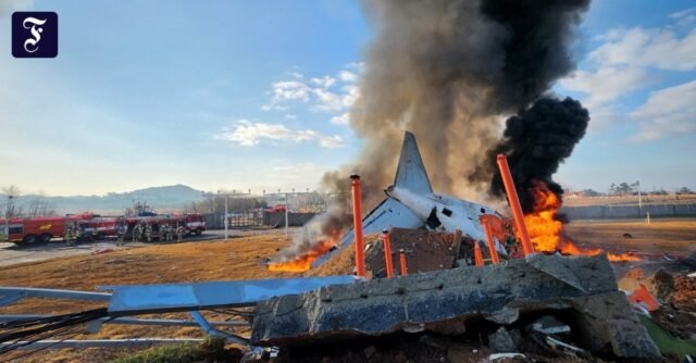 Muchos muertos en accidente aéreo en Muan
