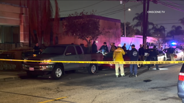 Una adolescente muere en un tiroteo en una fiesta en Signal Hill y varias otras resultan heridas
