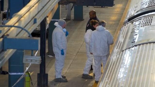 Mujer incendiada en el metro: la policía de Nueva York identifica a Debrina Kawam como la mujer asesinada en el tren de Brooklyn en Coney Island
