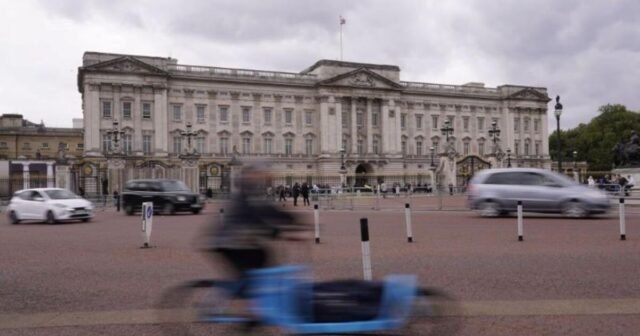 Una criada del Palacio de Buckingham se peleó en una fiesta de Navidad
